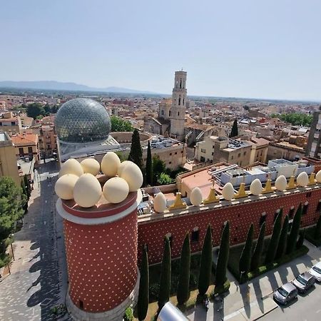 Atico Frente Al Museo Dali Lägenhet Figueres  Exteriör bild